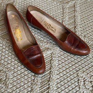 Vintage Salvatore Ferragamo Two-Tone Brown Leather Flats – Size 9.5 AAA